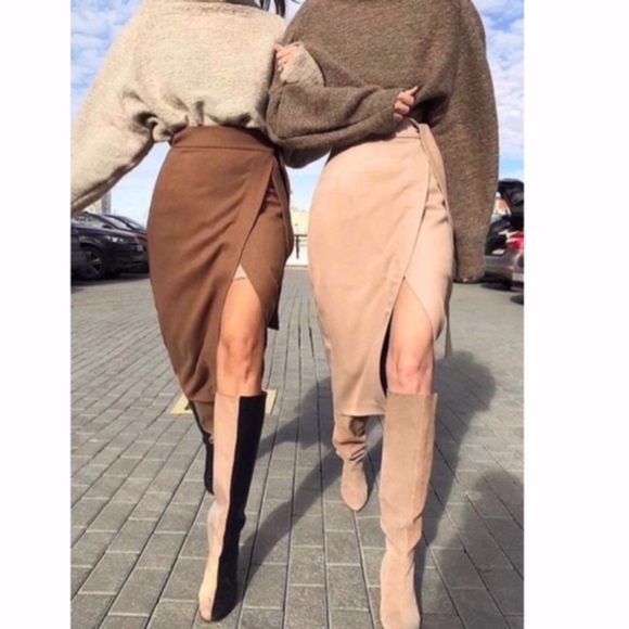 Dresses & Skirts - CAMMY Tulip Midi Skirt - NUDE